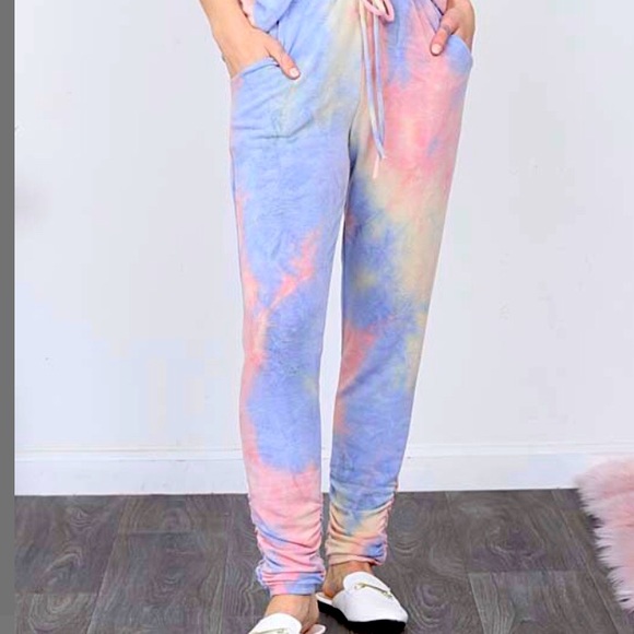 Pants - 🌺 FINAL DROP 🌺 PLUS Tie-Dye Joggers 🌸